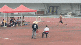 bsports必一_
十六金！八项记载！四连冠！厉害了 田径队...(图15)